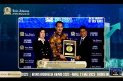 Presdir Astra Otoparts Hamdhani Dzulkarnaen Salim Sabet Best CEO di Bisnis Indonesia Award 2023