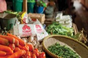 Produsen Plastik Panca Budi Idaman (PBID) Terima Penghargaan Bisnis Indonesia Award 2023
