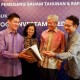 Saratoga (SRTG) Raih Penghargaan Bisnis Indonesia Award 2023 Kategori Holding Investasi