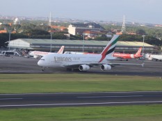 Pesawat Raksasa A380 Bolak-balik Dubai-Denpasar Angkut 460 Orang