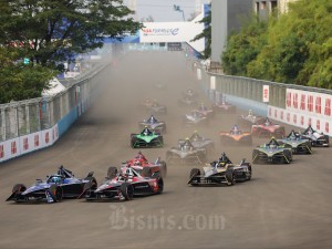 Pembalap Pascal Wehrlein Berhasil Keluar Sebagai Pemenang Pada Putaran ke-10 Formula E Jakarta