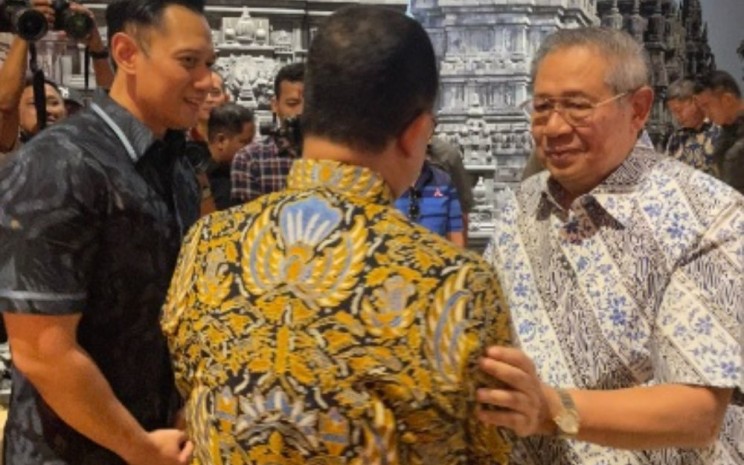 Bakal capres Anies Baswedan menemui Ketua Majelis Tinggi Partai Demokrat Susilo Bambang Yudhoyono (SBY) di Pacitan, Kamis (1/6/2023). SBY didampingi Ketua Umum Partai Demokrat Agus Harimurti Yudhoyono (AHY). - Twitter @jansen_jsp
