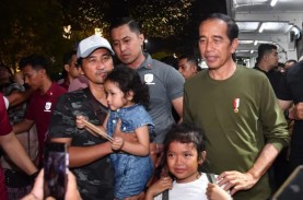 Tatkala Jokowi Berjalan Kaki di Malioboro Sabtu 3…