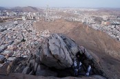 Cuaca Arab Saudi 'Mendidih', Calon Jemaah Haji Diberi Arahan Hadapi Suhu Ekstrem