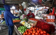 Inflasi Indonesia Mendingin Lebih Cepat, Akibat Daya Beli Melemah?