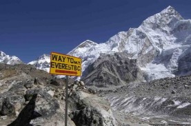 Mengenal Sherpa, Pemandu Gunung Everest yang Selamatkan…