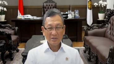 Menteri ESDM: 700 GW Pembangkit EBT Penuhi Pasokan Listrik RI pada 2060
