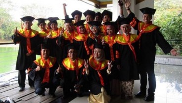 Waduh, Mahasiswa Korban Kampus Ditutup Tak Sembarangan Bisa Pindah Perguruan Tinggi