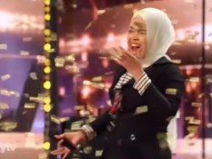 Putri Ariani Raih Golden Buzzer di America's Got Talent, Simon Cowell Takjub