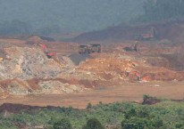 Aktifitas penambangan nikel milik PT Vale Indonesia, Tbk terlihat di Kabupaten Luwu Timur, Sulawesi Selatan./JIBI-Paulus Tandi Bone