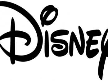Rayakan 100 Tahun, Disney Rilis Koleksi Dengan Jenema Lokal