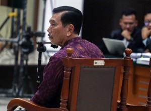 Luhut Binsar Pandjaitan Berikan Kesaksian Dalam Sidang Haris Azhar dan Fatia Maulidiyanti di PN Jakarta Timur