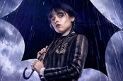 Tak Hanya Main, Jenna Ortego Juga Produseri Wednesday Season 2