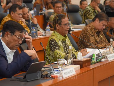 Rapat Kerja Badan Anggaran DPR Dengan Empat Menteri Koordinator