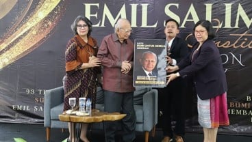 Profil Emil Salim, Pakar Lingkungan Hidup yang Rayakan Ulang Tahun ke-93