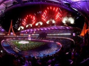 Pesta Kembang Api Meriahkan Penutup ASEAN Para Games 2023 di Kamboja