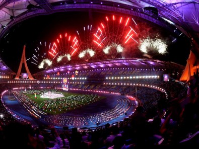 Pesta Kembang Api Meriahkan Penutup ASEAN Para Games 2023 di Kamboja