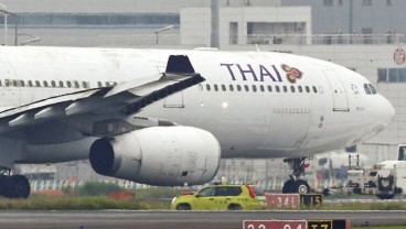 Pesawat Eva Air dan Thai Airways Tabrakan di Bandara Tokyo, Sayap Patah