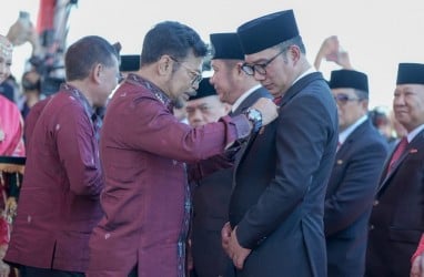 Peduli Petani, Ridwan Kamil Raih Penghargaan Satyalencana Wira Karya