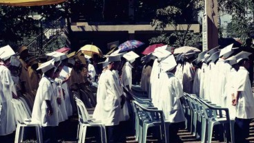 Contoh Pidato Perpisahan Kelas 6 SD Bahasa Indonesia dan Inggris