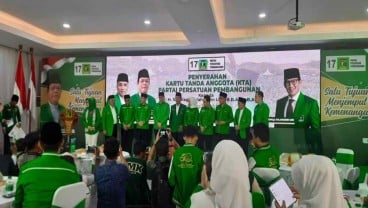 Sah! Sandiaga Uno Resmi Gabung PPP