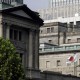 Bank Sentral Jepang Tahan Suku Bunga, Tunggu Tanda Meredanya Inflasi