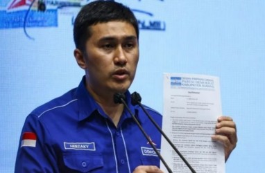 Protes PK Moeldoko, Demokrat dan Simpatisan Lakukan Aksi Cap Jempol Darah