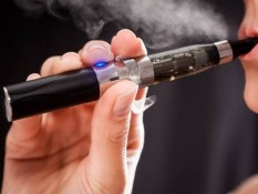 Konsumsi Vape dapat Merusak Paru-Paru, Ini Kata Akademisi