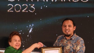 PLN Icon Plus Jadi yang Terbaik di The 1st Indonesia GPR Awards 2023