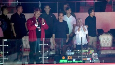 Ikut Nobar, Jokowi Doakan Ginting Juara Indonesia Open 2023