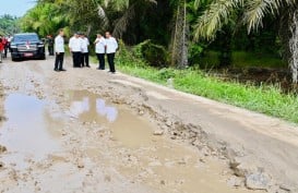 Pemerintah Siapkan Anggaran Rp32,7 Triliun untuk Perbaikan Jalan Rusak
