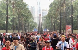 Jelang Indonesia vs Argentina, Gerimis Tak Surutkan Antusiasme Penonton