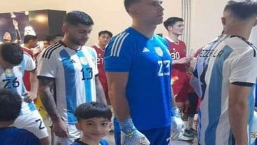 Serba-serbi Laga Tim Garuda vs Argentina, Jan Ethes jadi Escort hingga Penampilan Putri Ariani