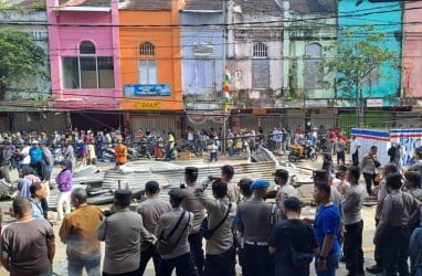 Tak Terima Tempat Berdagang Digusur, Ratusan PKL di Pasar 16 Ilir Gelar Unjuk Rasa