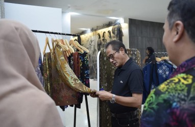 Kolaborasi BUMN Majukan UMKM, Pupuk Kaltim Hadirkan Produk Wastra di PaDi UMKM Expo 2023