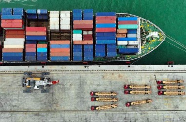 Ekonom: Indonesia Harus Manfaatkan Momentum Surplus Perdagangan