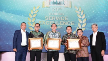 Bank Kalsel Sabet 3 Penghargaan Bergengsi dari Infobank-MRI