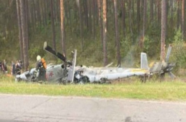 Dijuluki Tank Terbang, Helikopter Rusia Mi-24 Malah Ditemukan Jatuh dan Tergeletak di Pinggir Jalan