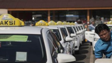 Diam-Diam Ada yang Terus Mengoleksi Saham TAXI