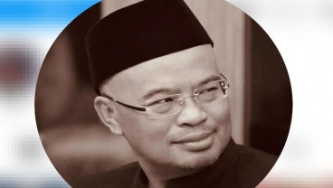 Profil Desmond Mahesa, Politisi Gerinda yang Tutup Usia