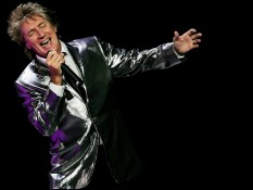 Pindah Aliran Musik, Rod Stewart Bakal Gelar Konser Rock Terakhirnya