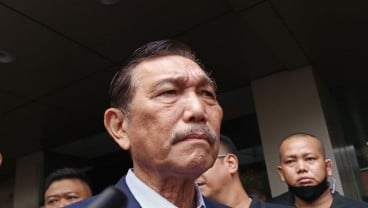 Luhut Singgung Pensiun Dini PLTU, Dana JETP Senilai US$20 Miliar Tak Kunjung Cair