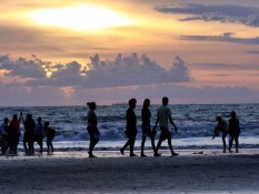 Gelombang Laut Tinggi Berpotensi Terjadi di Kuta dan Nusa Dua