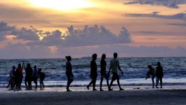 Gelombang Laut Tinggi Berpotensi Terjadi di Kuta dan Nusa Dua