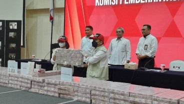 KPK Sita Uang Lukas Enembe Rp81,9 Miliar, Diduga Hasil Pencucian Uang!