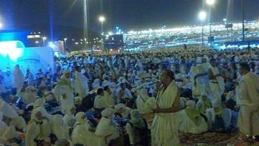 Prosesi Wukuf di Arafah, PPIH Arab Saudi Fasilitasi 240 Jemaah Haji Lansia dan Disabilitas