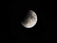 Supermoon Nanti Malam Hiasi Langit Indonesia, Pukul Berapa?