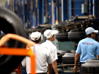 David Booth Cs Hold Saham Gajah Tunggal (GJTL) Belasan Tahun