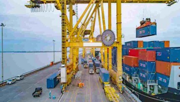 Pelindo Terminal Petikemas Investasi US$88 Juta untuk Peremajaan Alat