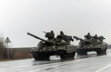 Adu Kuat Persenjataan Ukraina Vs Rusia setelah 16 Bulan Perang